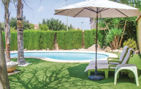 Stunning Home In Riba-Roja De Túria With Jacuzzi